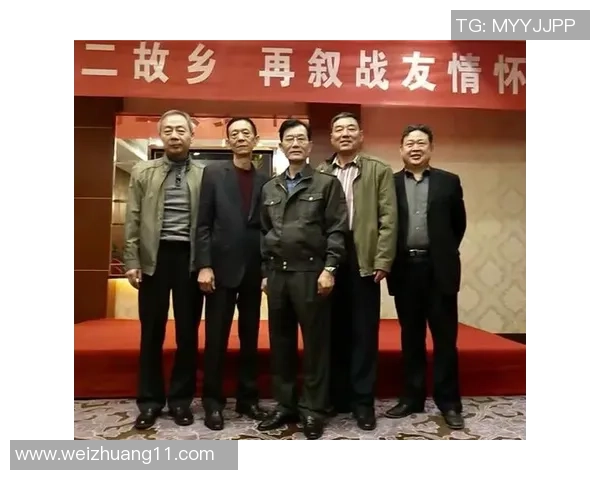 退役足球明星重聚一堂共忆辉煌岁月与激情瞬间